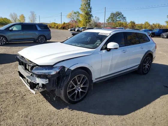 2019 Volvo V90 Cross Country T6 INSCRIPTION