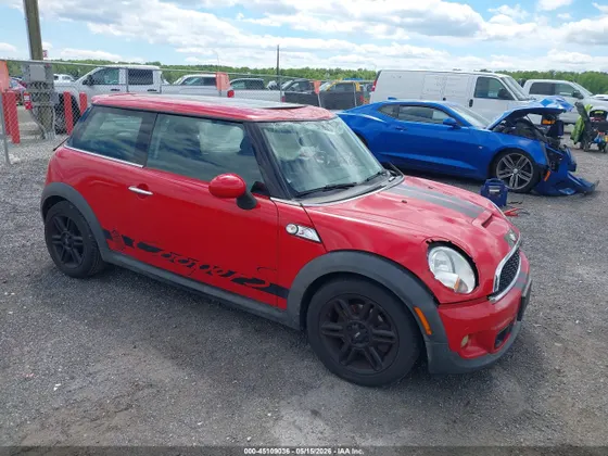 2013 MINI Cooper Hardtop S