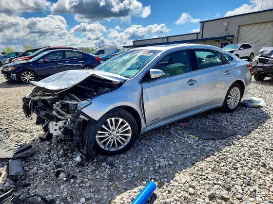 2013 Toyota Avalon Hybrid Limited