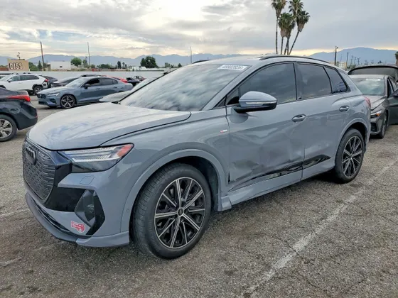 2022 Audi Q4 e-tron Prestige