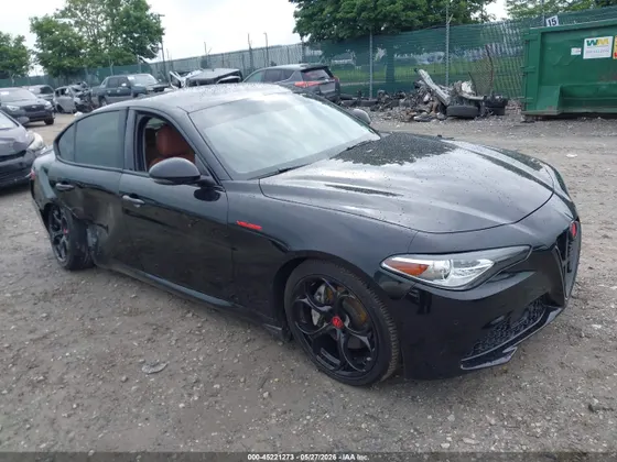 2018 Alfa Romeo Giulia AWD