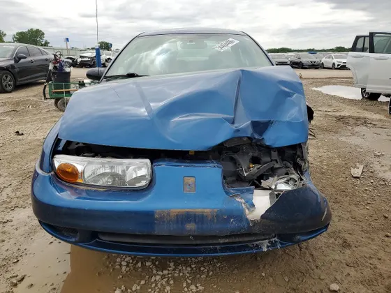 2000 Saturn SL SL2