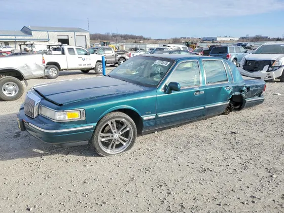 1995 Lincoln Town Car Executive