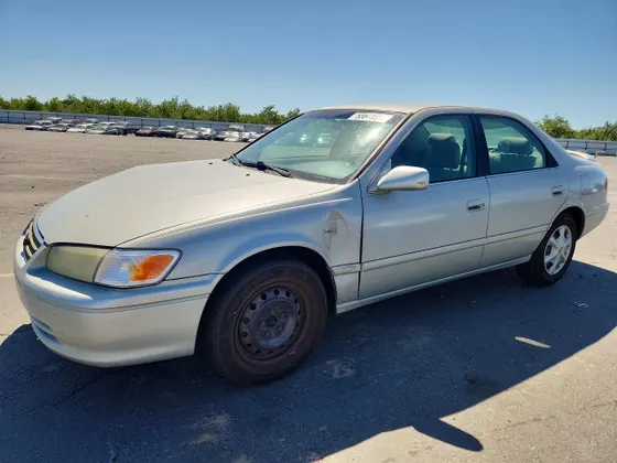2001 Toyota Camry LE