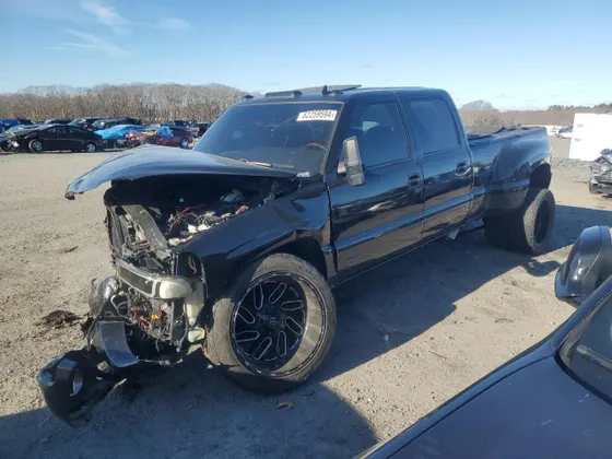 2006 GMC Sierra 3500 DRW Work Trk