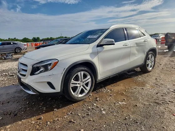 2015 Mercedes-Benz GLA-Class GLA 250