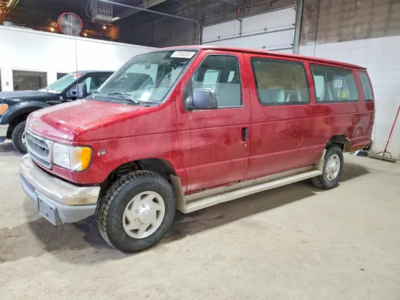 2001 Ford Econoline Wagon XL