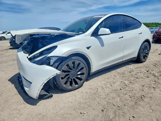 2022 Tesla Model Y Performance