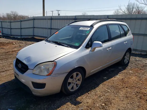 2008 Kia Rondo LX