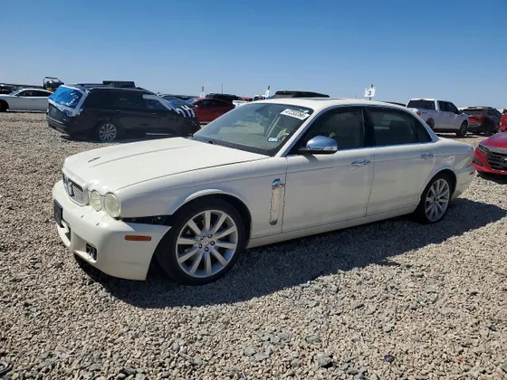 2008 Jaguar XJ Vanden Plas