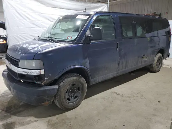 2012 GMC SAVANA G3500 LT