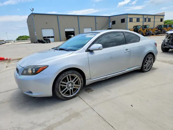 2010 Scion tC