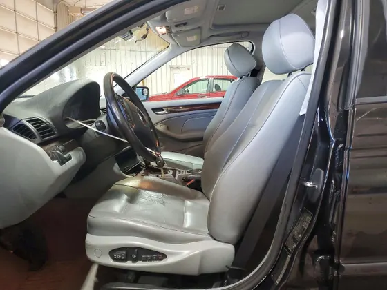 2003 BMW 3 Series 325i