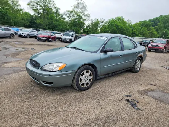 2007 Ford Taurus SE