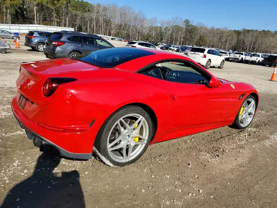 2017 Ferrari California T