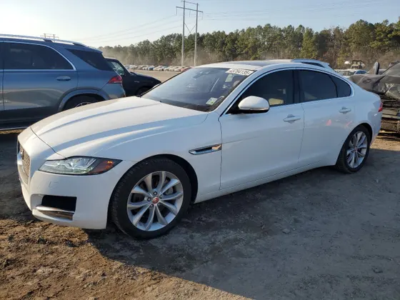2019 Jaguar XF 25t Premium