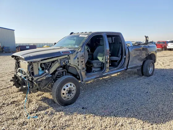 2025 Ram 3500 Tradesman