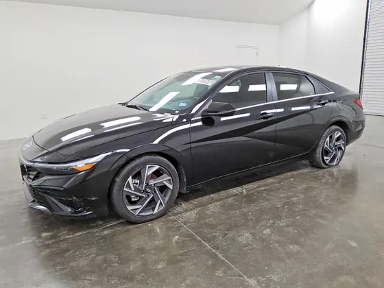2025 Hyundai Elantra Hybrid Limited