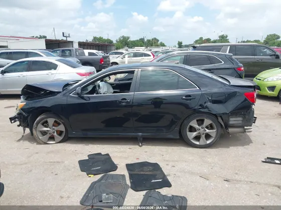 2013 Toyota Camry SE