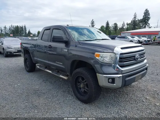 2014 Toyota Tundra 4WD Truck SR5