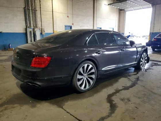 2022 Bentley Flying Spur V8