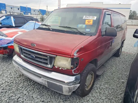 2001 Ford Econoline Wagon XL