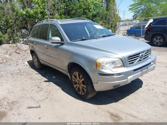 2013 Volvo XC90 Premier Plus