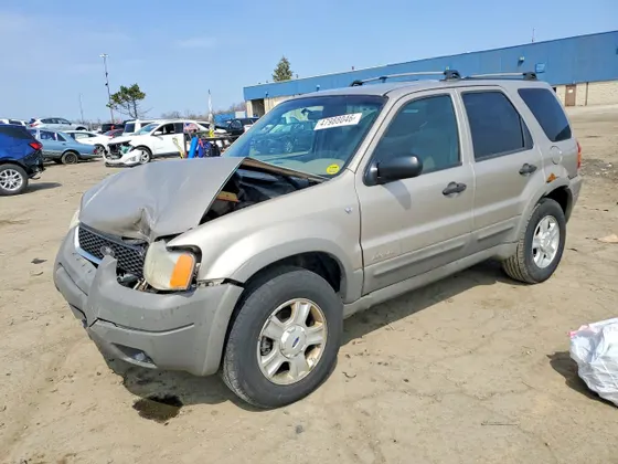 2001 Ford Escape XLT