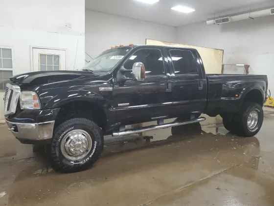 2007 Ford Super Duty F-350 DRW XL