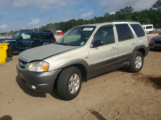 2003 Mazda Tribute ES