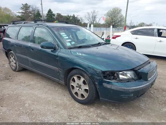 2001 Volvo V70 T5