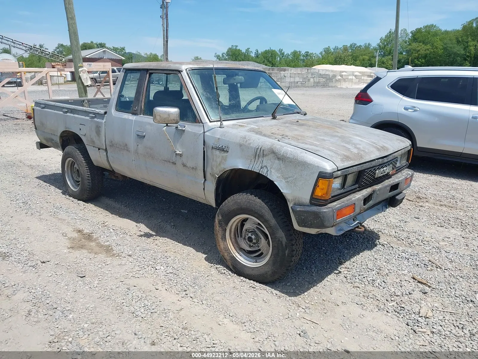 1984 Datsun 720 KING CAB 4X4