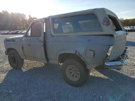1986 Ford Bronco 4WD Custom