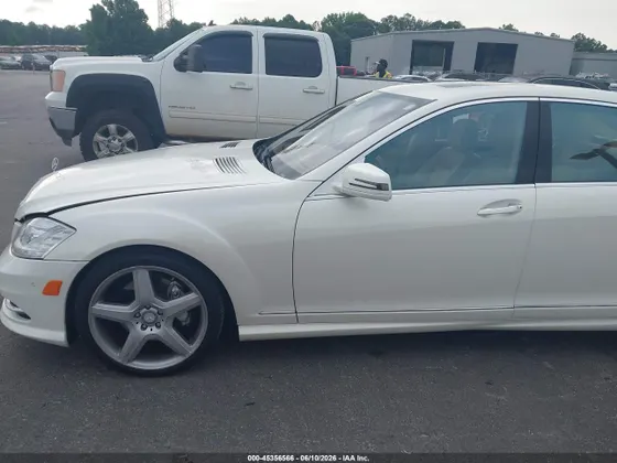 2011 Mercedes-Benz S-Class S 550