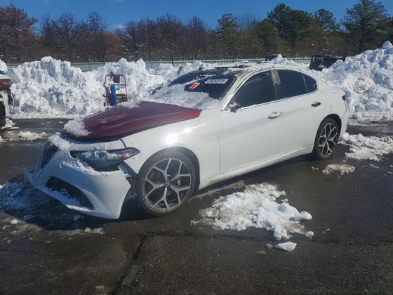 2019 Alfa Romeo Giulia