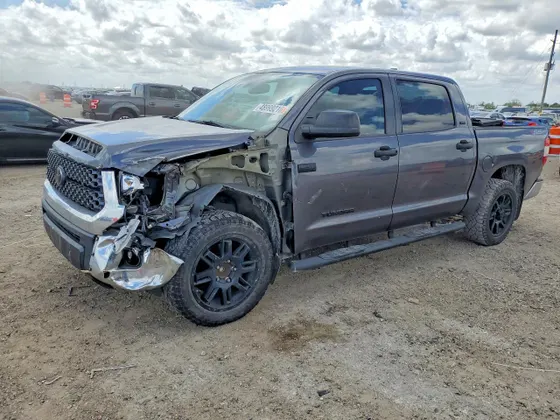 2021 Toyota Tundra 2WD SR5