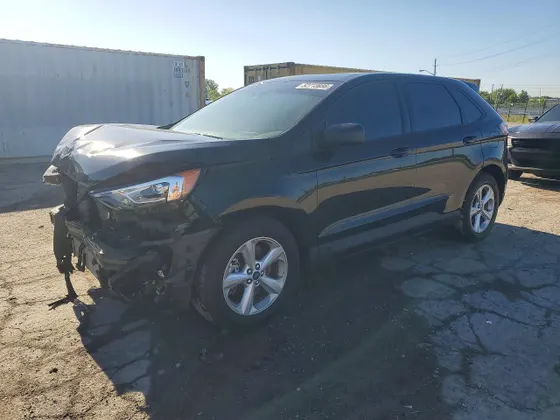 2020 Ford Edge SE