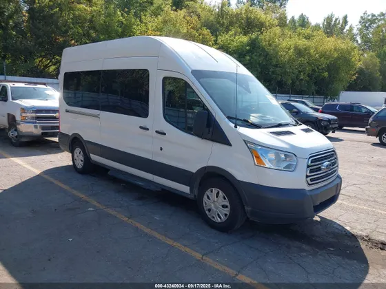 2016 Ford Transit Passenger Wagon XL