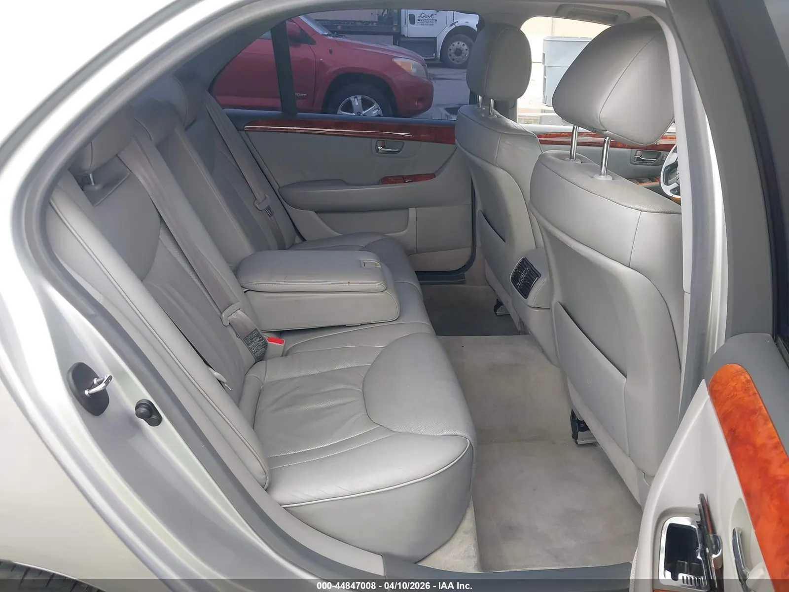 2005 Lexus LS 430