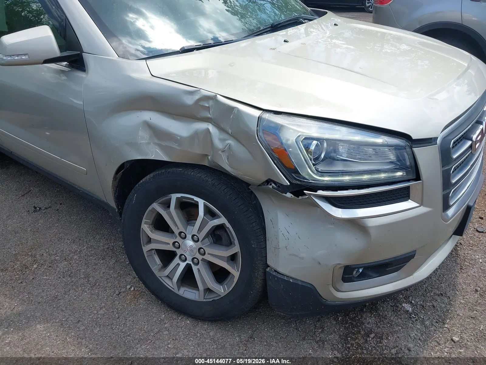 2013 GMC Acadia SLT