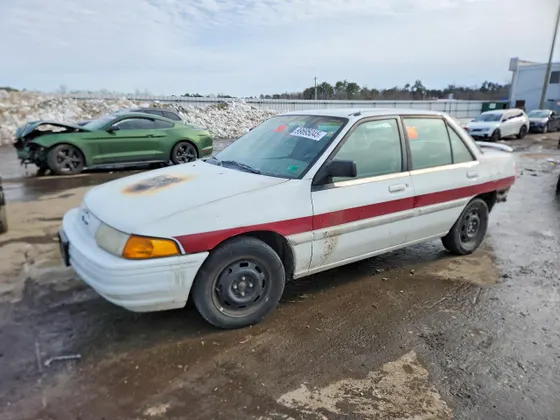 1995 Ford Escort LX