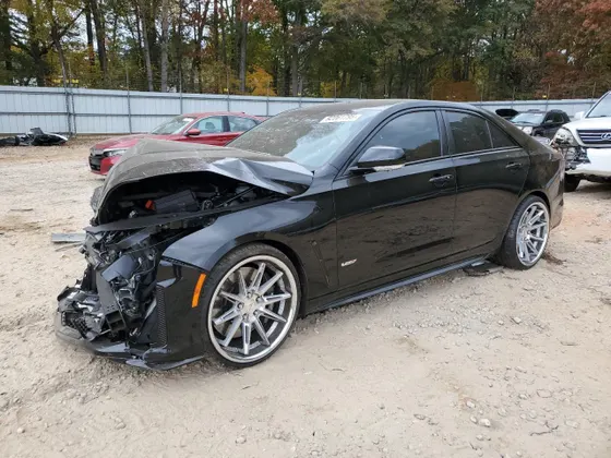 2022 Cadillac CT4-V Blackwing