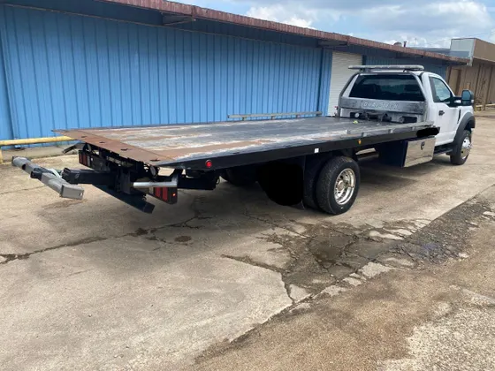 2020 Ford F-550 SUPER DUTY