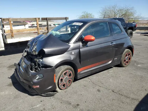 2018 FIAT 500e ELECTRIC