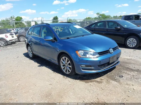2017 Volkswagen Golf SportWagen S