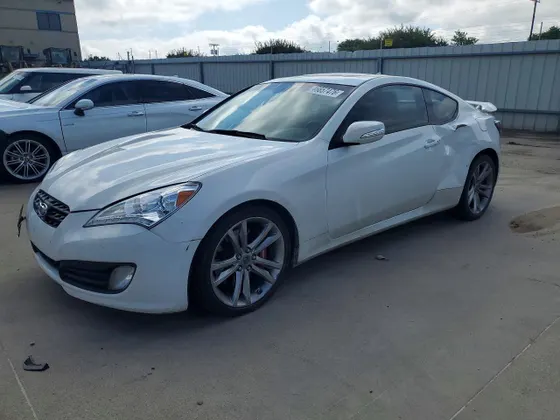 2010 Hyundai Genesis Coupe Track