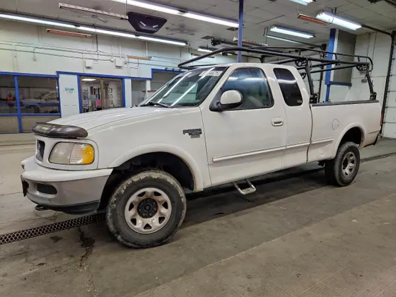 1998 Ford F-250 Standard F250