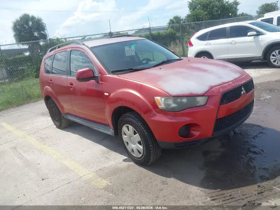 2011 Mitsubishi Outlander ES
