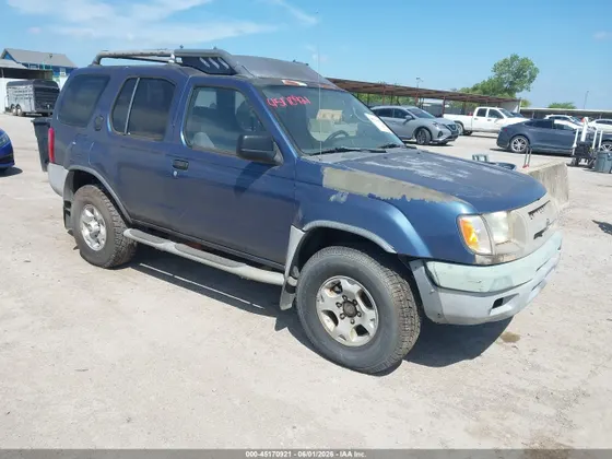 2000 Nissan Xterra XE