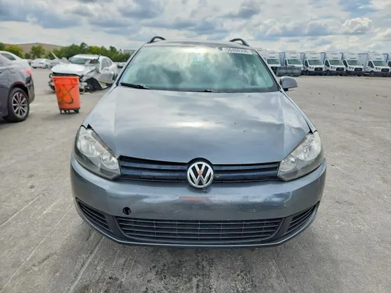 2012 Volkswagen Jetta SportWagen S